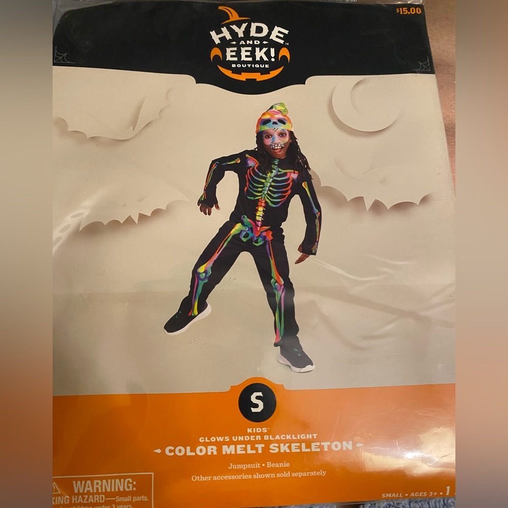 Hyde and Eek! Kids Color Melt Skeleton Jumpsuit & beanie  size small NIP. Glows